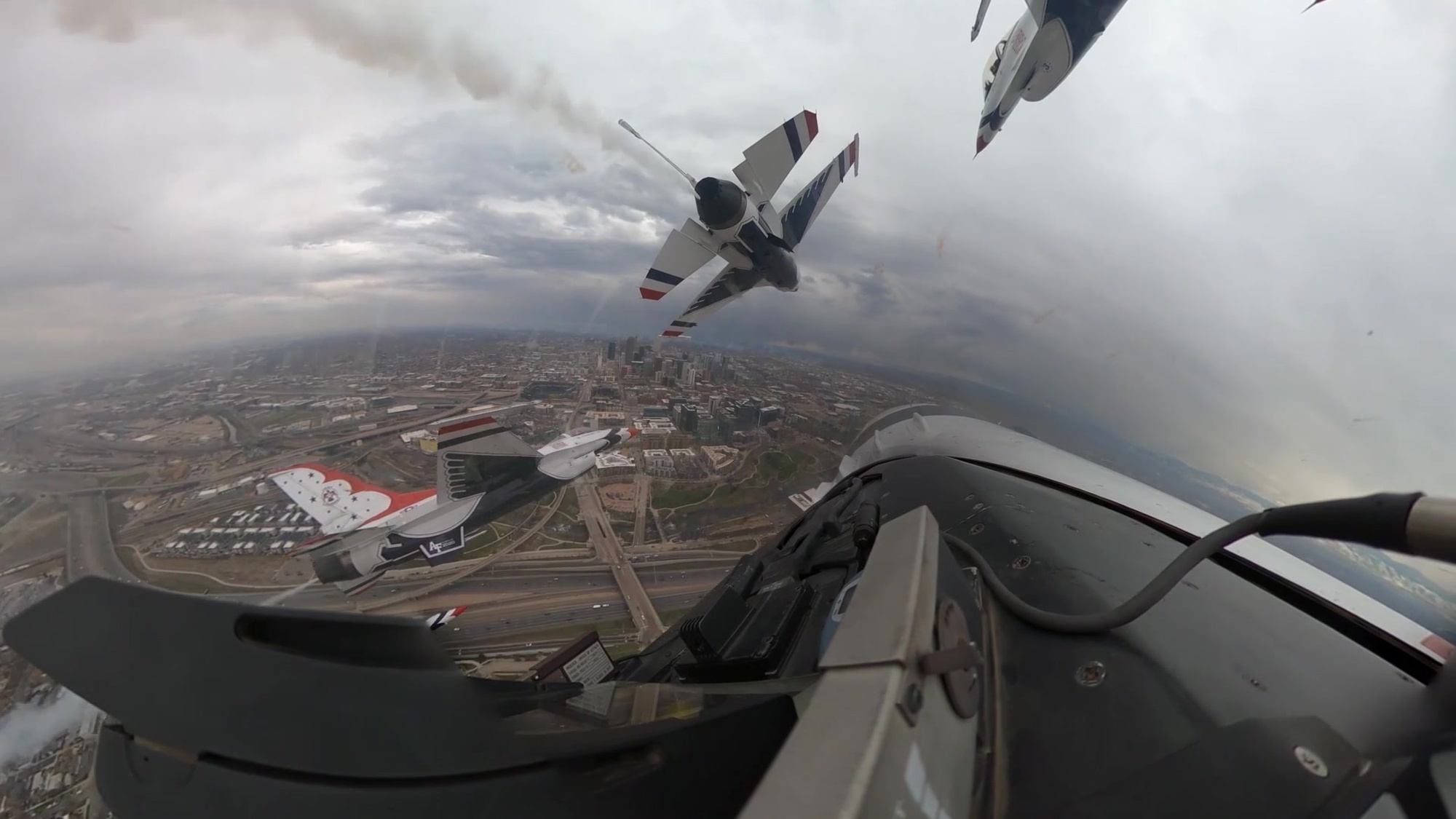 Don't miss the USAF Thunderbirds at the 2024 Defender's of Freedom Air & Space Show Aug. 24 & 25, 2024!