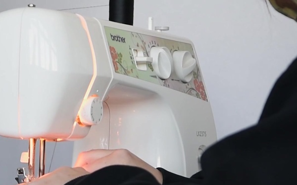 Saber Nation, DRK donate masks to community members