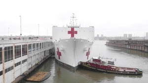USNS Comfort Departs New York