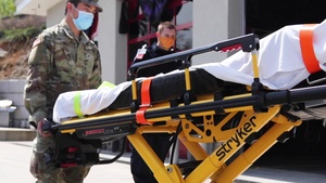 UAMTF 352-1 combat medics integrate with Philadelphia first responders