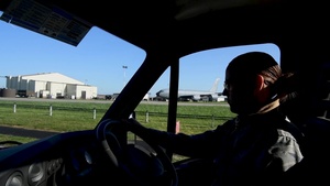 100th LRS - Flight Service Center