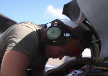 HMH-463 Marine receives Maintenance Marine of the Year