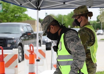 B-Roll: Iowa Army and Air National Guard prepare to open COVID-19 test site