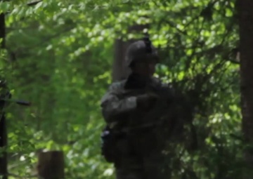 18th Military Police Brigade conduct air insertion training