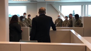 Gov Inslee Visits Guardsmen at Call Center