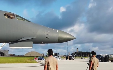 B-1s complete 24-hr sprint from Guam to train in Alaska, Japan