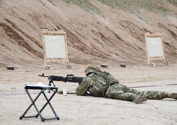 8th Army Best Warrior Competition M-240B