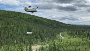 Alaska Army National Guard airlifts "Into the Wild Bus" out of Healy, AK