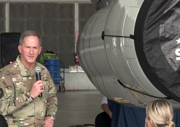 U.S. Air Force Chief of Staff visits Team JSTARS