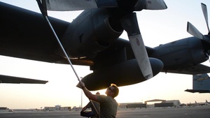 City of Charleston: 386th EAMXS Blue AMU flies legacy C-130
