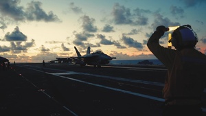 Aviation Boatswain’s Mates (Handling) perform their daily underway tasks onboard Reagan