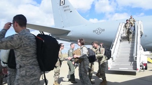 Pre-deployee Social Media