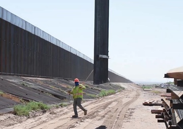 El Paso 5 border barrier project
