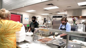 Missouri Guardsmen help feed school children