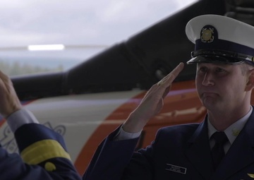 Coast Guard aircrew receives awards for rescue during Middle Fire
