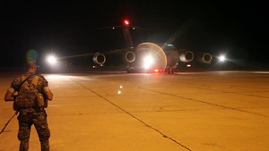 U.S. military aircraft land in Beirut