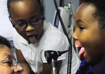Sergeant Major of the Army talks with EFMP families