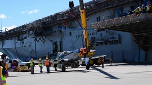 "Warbirds" Arrive in Pearl Harbor