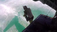 EOD Conducts Cast and Recovery Training in the Arabian Gulf