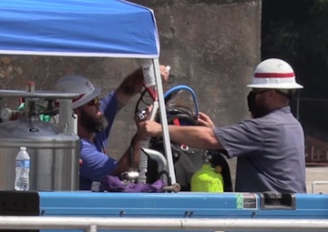 Nashville District Divers and the Maintenance Support Team work together to replace 18-ton debris screens at Wilson Lock