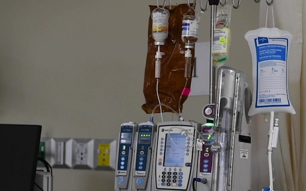 (B-Roll) US Army Reserve first lieutenant, ICU nurse provides medical support to civilian hospital in Texas