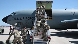AZ Guardsmen return from mobilization to Wisconsin