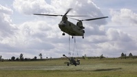 101st lifts howitzers during hot and cold load training