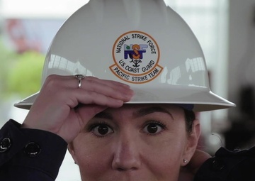 Coast Guard Pacific Strike Team member selected as 2020 Uniformed Emergency Manager of the Year