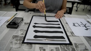 MCAS Iwakuni residents immerse themselves in the Japanese culture with calligraphy (B-Roll)