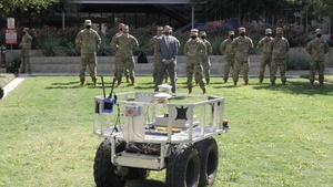 Secretary of the Army Tours the UT Robotics Center of Excellence