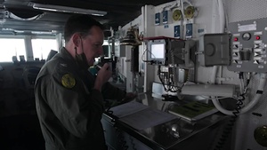 Nimitz CO Honors USS Cole