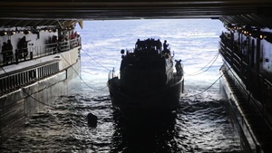 Mk VI Patrol Boat | Embarks USS Comstock (LSD 45)