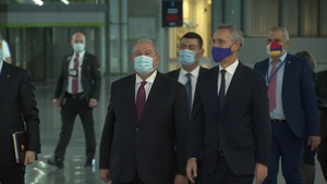 NATO Secretary General welcomes Armenian President at NATO HQ