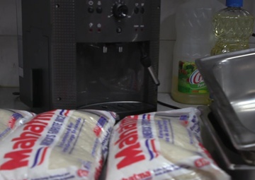 86 AW/HC provide meals to quarantine Airmen