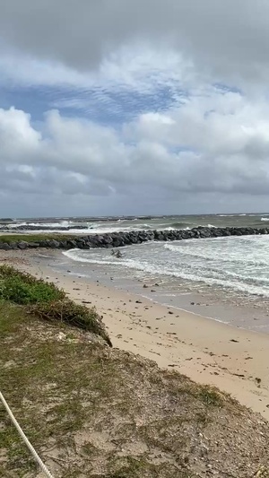 Coast Guard Station Ft. Lauderdale conducts shoreline assessments