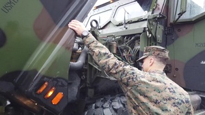 Marines with CLR-27 Convoy 916 mi from Ft. Drum to Camp Lejeune B-Roll (Part 2 of 3)