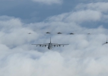 Swedish Gripens escort U.S. aircraft for Baltic Unity Day