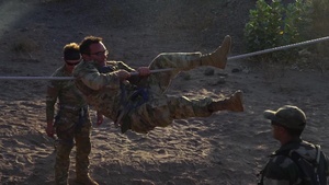 U.S. and French Army Soldiers participate in desert commando course