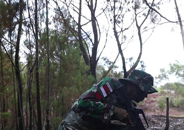 Indonesia Platoon Exchange 2020: Dismount Maneuver Training