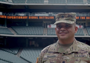 The 136th Expeditionary Signal Battalion Casing of the Colors