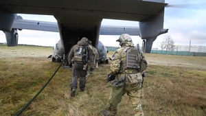 352d SOW Airmen perform fast-rope, hoist training with Estonian SOF