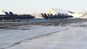 F-35s getting ready for take-off