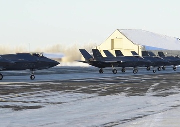 F-35s getting ready for take-off