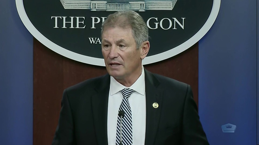 DVIDS - Video - Army Leaders Brief Reporters on Fort Hood Review