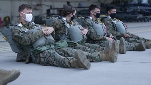 Parachute operations: Pendleton Marines jump out perfectly good airplane