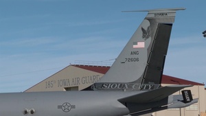 75th Anniversary Bat tail flash painted on Iowa ANG KC-135