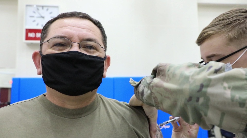 DVIDS - Video - U.S. Army Japan administers Moderna Vaccine to troops stationed in Japan