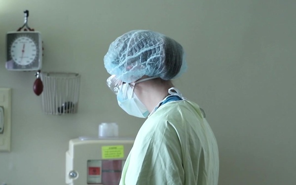 Service member volunteers to support local hospital