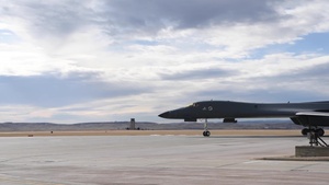 B-1s Come Back Home To Ellsworth- Day 1 B-Roll