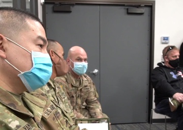 New Jersey and Hawaii Army National Guard Soldiers coordinate traffic management efforts for 59th Presidential Inauguration